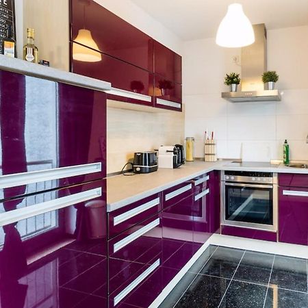 Homefy Oldtown Apartment - 6 People - 2 Bath - Balcony - Top Location Düsseldorf Eksteriør billede